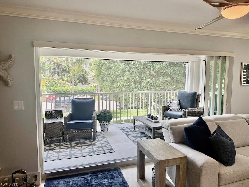 225 5th Ave S, Unit 103, Naples, FL 34102 Photo