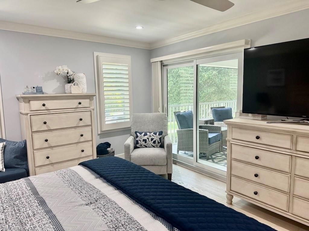 225 5th Ave S, Unit 103, Naples, FL 34102 Photo