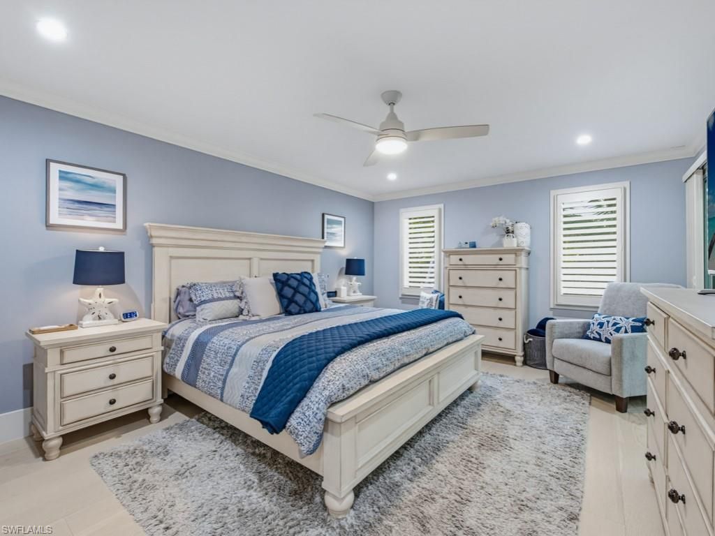 225 5th Ave S, Unit 103, Naples, FL 34102 Photo