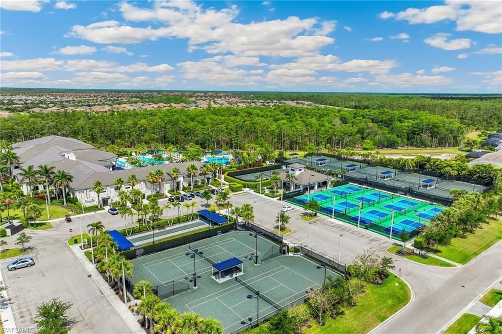 28433 Capraia Dr, Bonita Springs, FL 34135 Photo