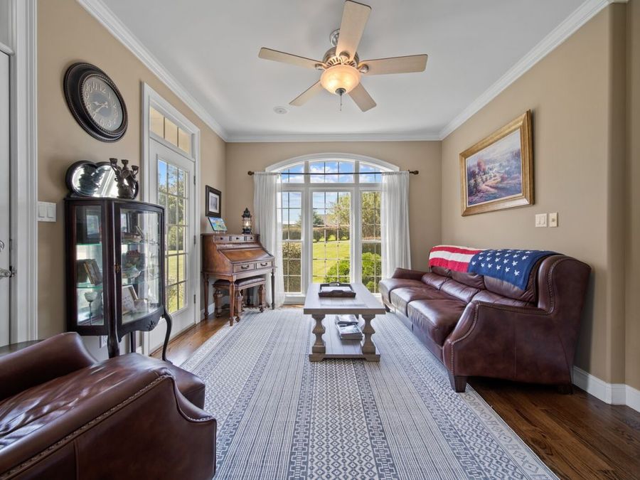 Property Image 28