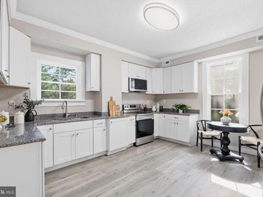 105 E WASHINGTON STREET, REMINGTON, VA 22734