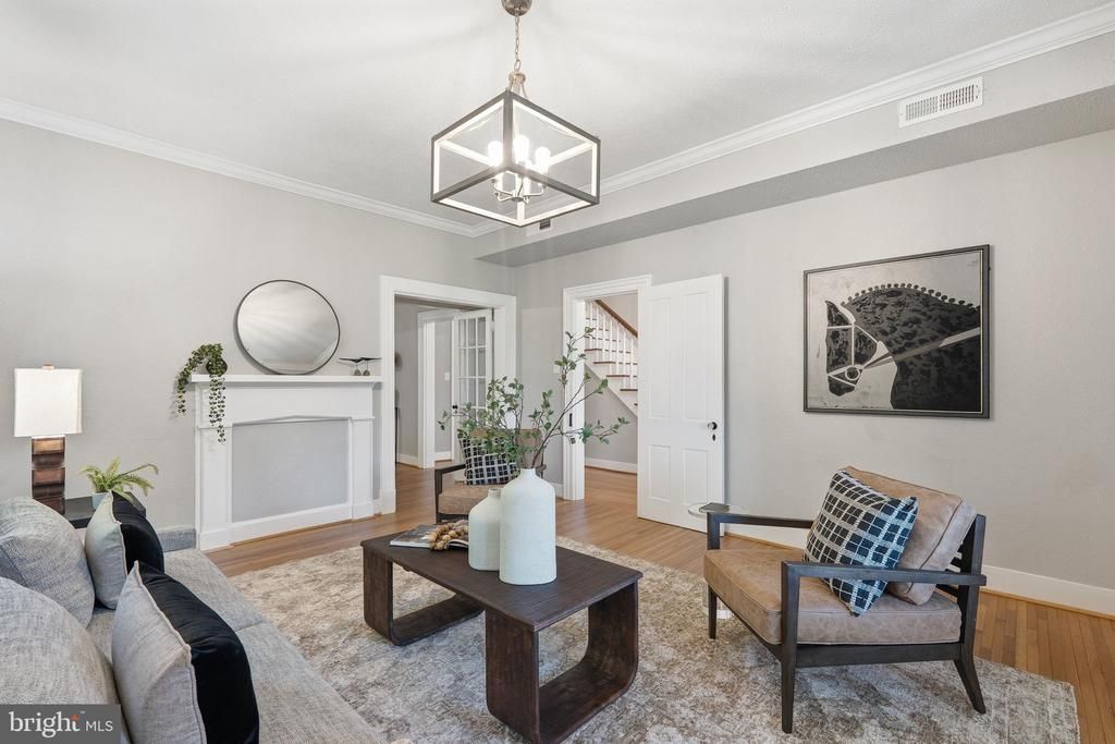 105 E WASHINGTON STREET, REMINGTON, VA 22734