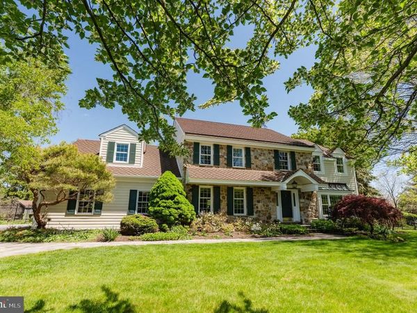 1020 ROSEWOOD DRIVE , BLUE BELL, PA 19422