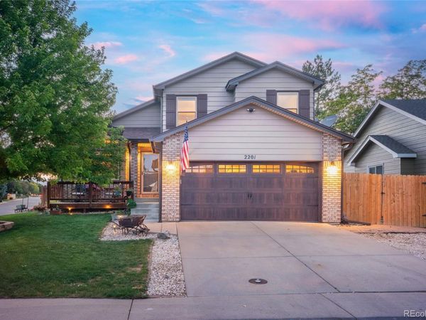 2201 Stuart Street, Longmont, CO 80501