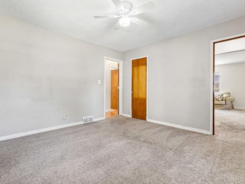 6916 Kleindale Avenue, Cincinnati, OH 45231 Photo 18