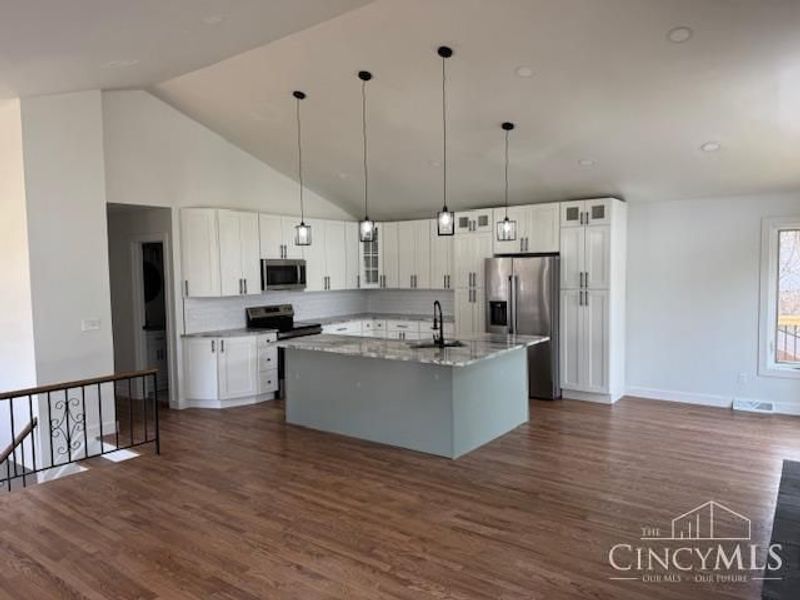 2559 Concordgreen Drive, Cincinnati, OH 45244 Photo 4