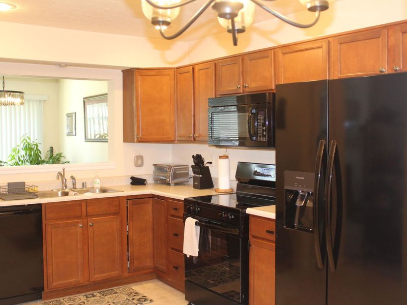 8090 Over Par Court, Burlington, KY 41005 Photo 7