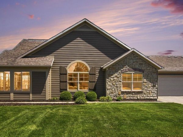 1191 Riverview Drive, Unit 9, Holland, MI 49423