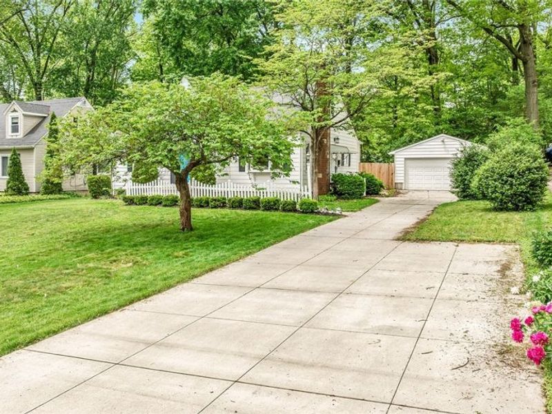 3668 Elm Road, Stow, OH 44224 Photo 2