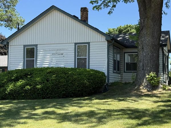 1001 S Green Bay ROAD, Racine, WI 53406
