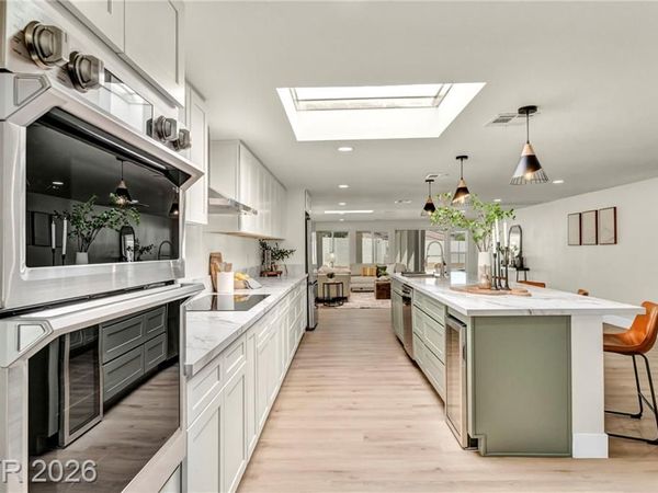 9130 Belcastro Street, Las Vegas, NV 89113