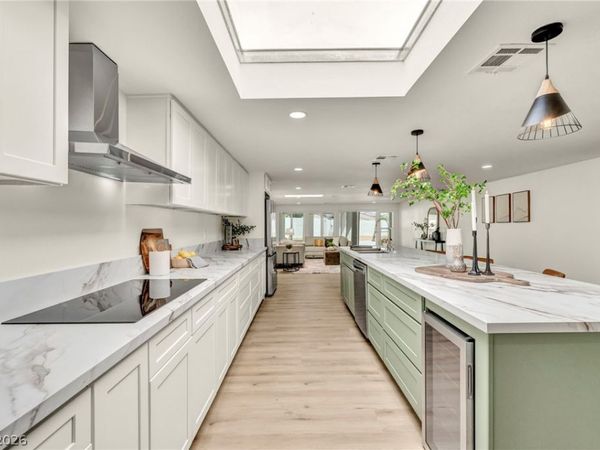9130 Belcastro Street , Las Vegas, NV 89113