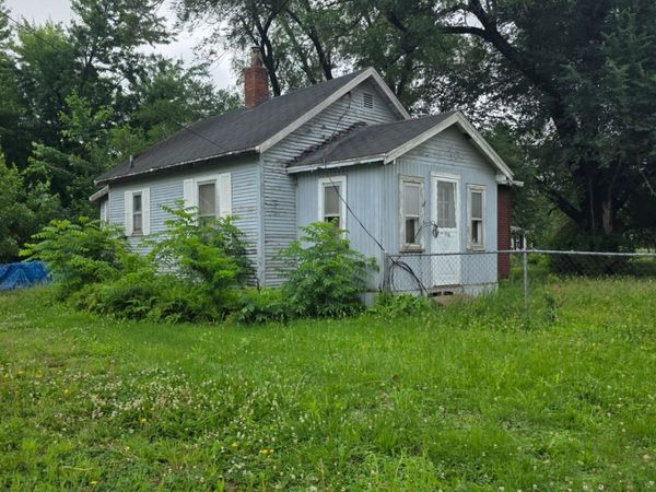 143 SE 34th Street , Des Moines, IA 50317