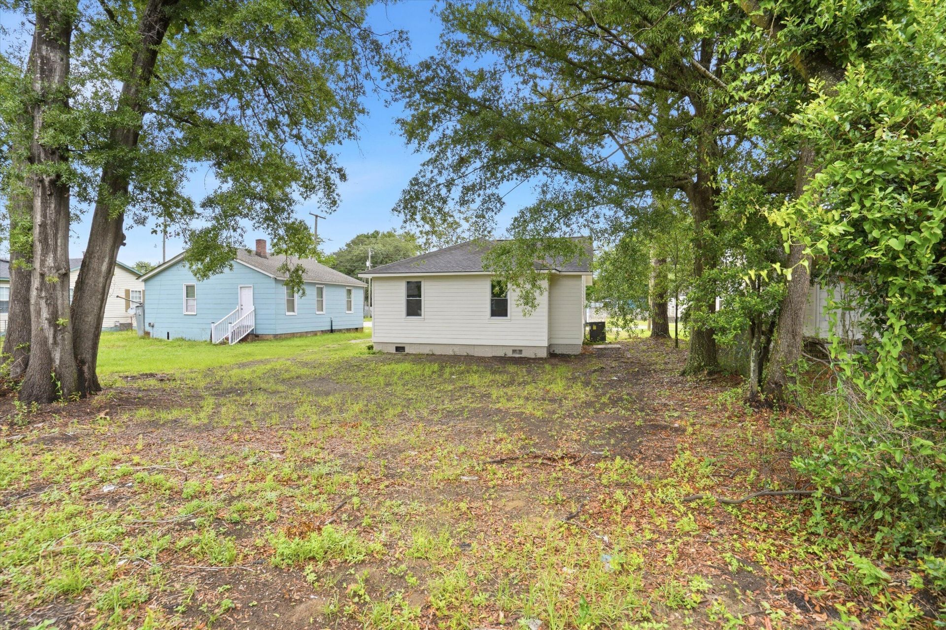 2306 Kent Avenue Photo 22