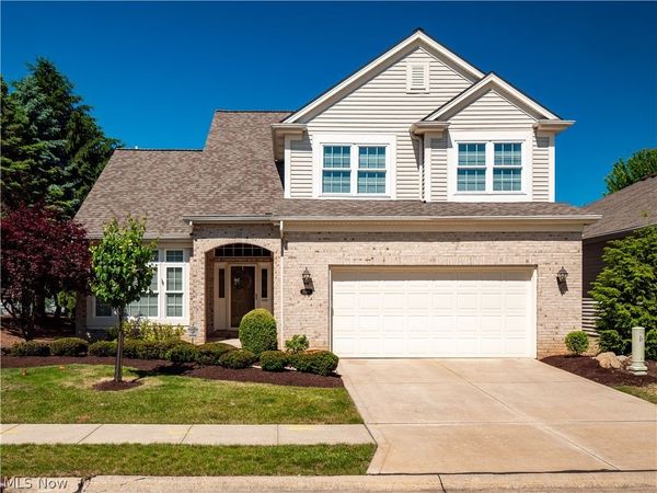 15346 Chestnut Oak Lane , Strongsville, OH 44149