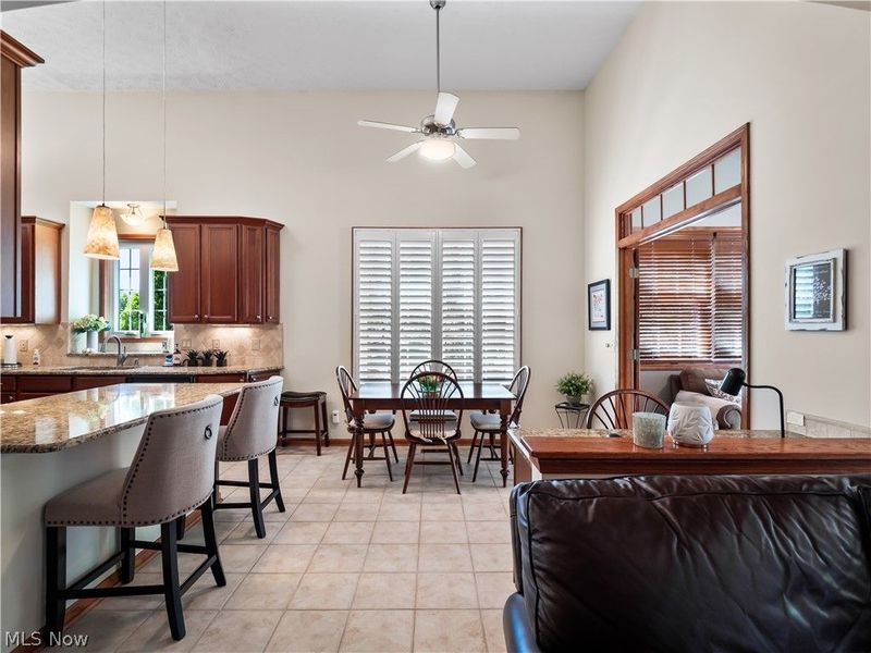 15346 Chestnut Oak Lane, Strongsville, OH 44149 Photo 20
