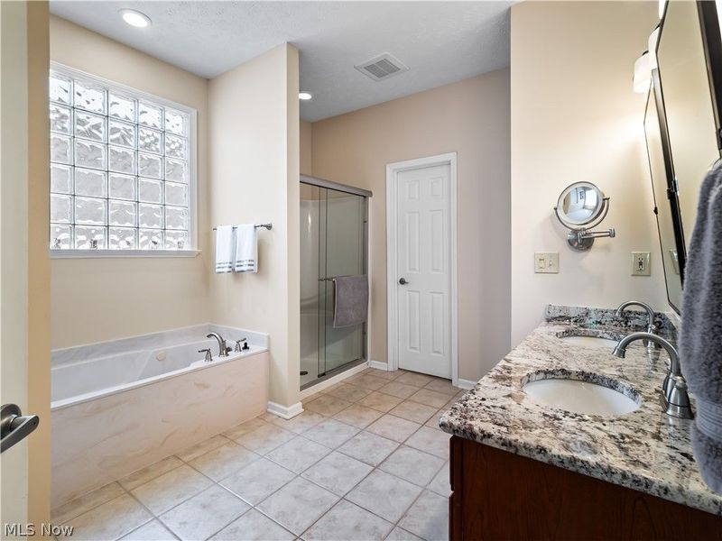 15346 Chestnut Oak Lane, Strongsville, OH 44149 Photo 35