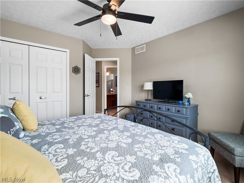 15346 Chestnut Oak Lane, Strongsville, OH 44149 Photo 40