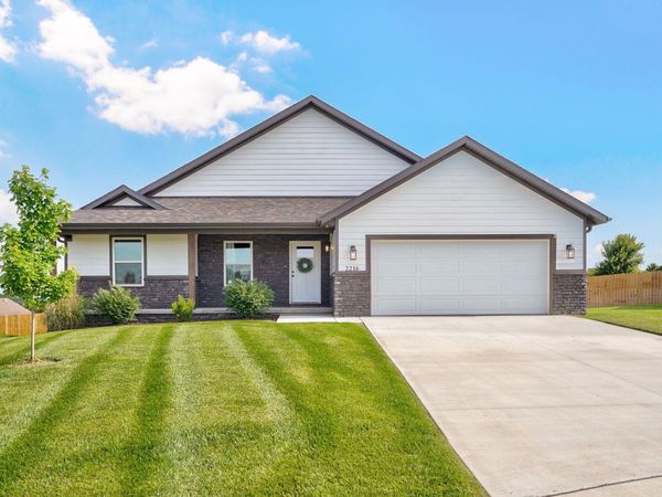 2216 W Braxton Court , Ozark, MO 65721