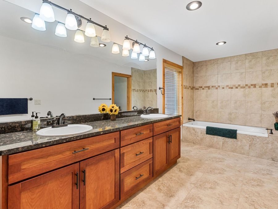 Property Image 103