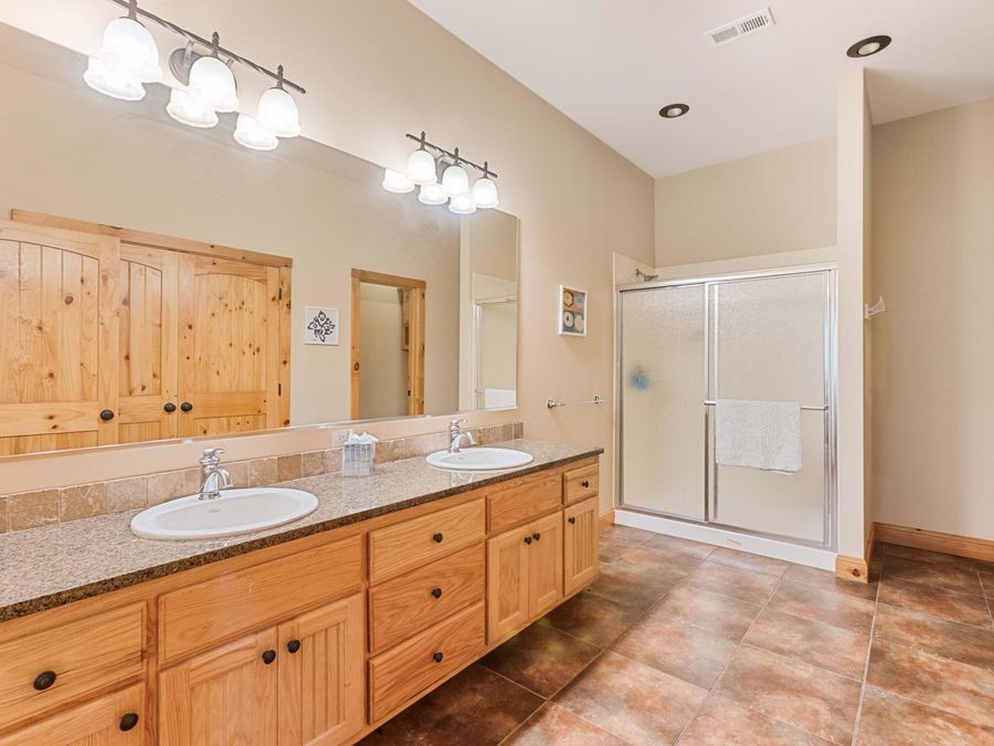 Property Image 81