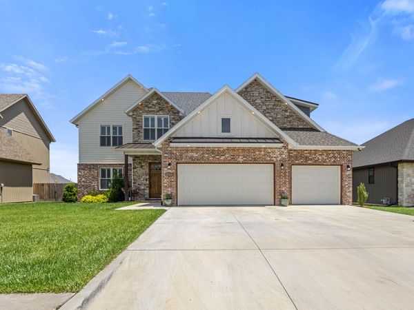 4900 S Aaron Avenue , Springfield, MO 65810