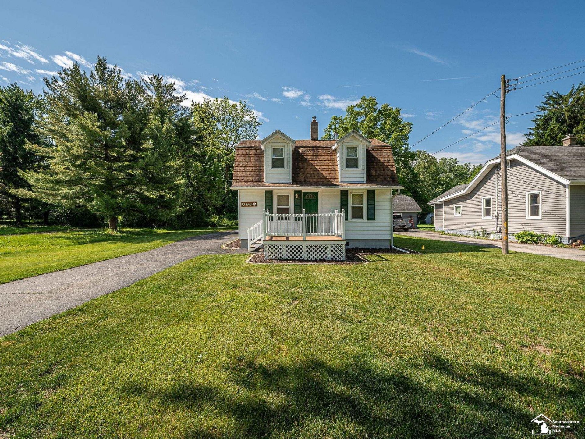 1149 W Dean Road, Temperance, MI 48182 Main Photo