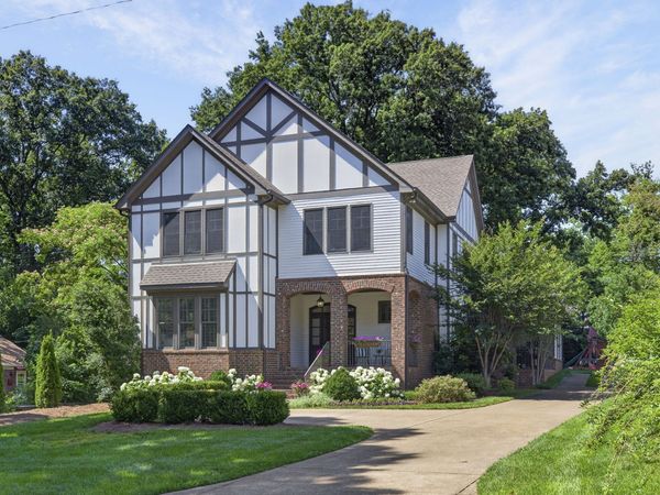 3626 Saratoga Dr, Nashville, TN 37205