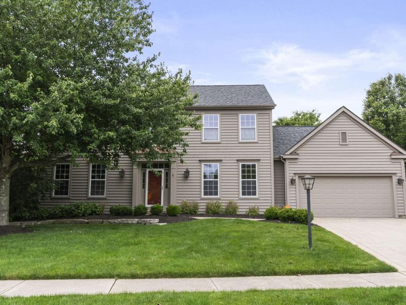 447 Ridge View Place, Powell, OH 43065 Photo 2