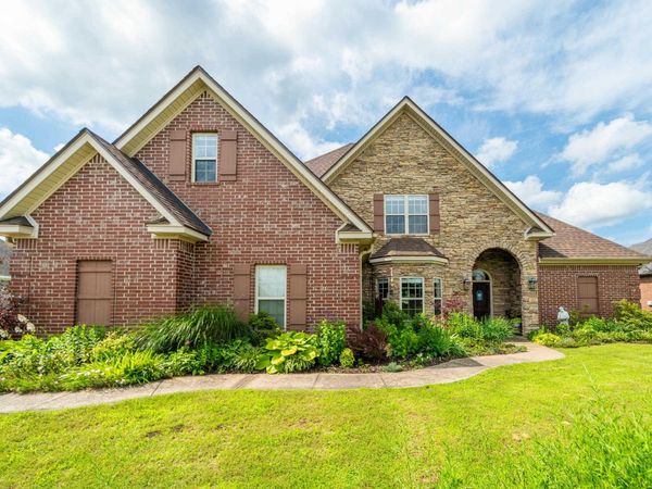 13404 Berkshire Manor , North Little Rock, AR 72117