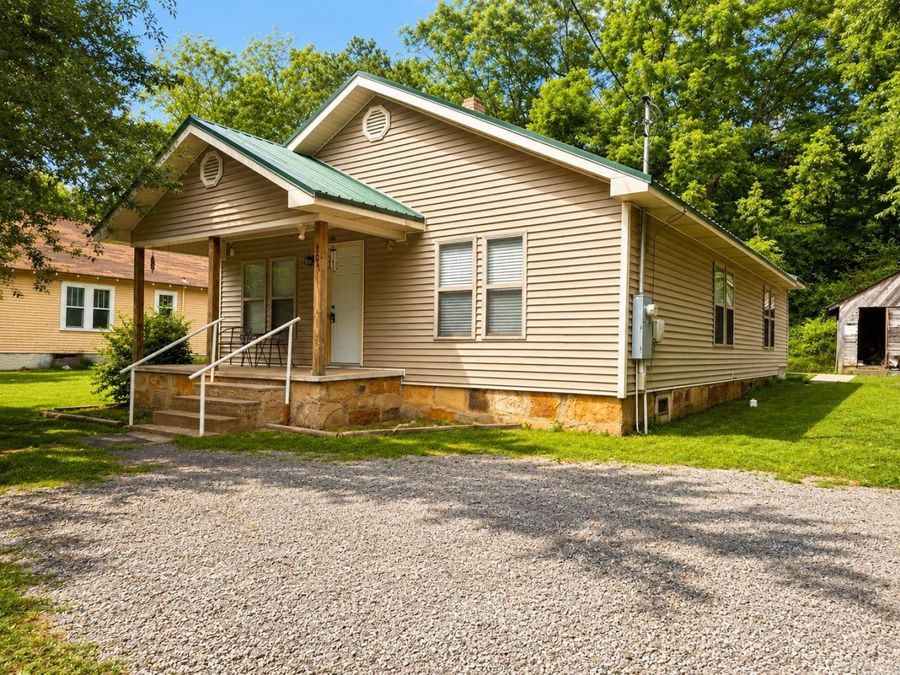 Property Image 1