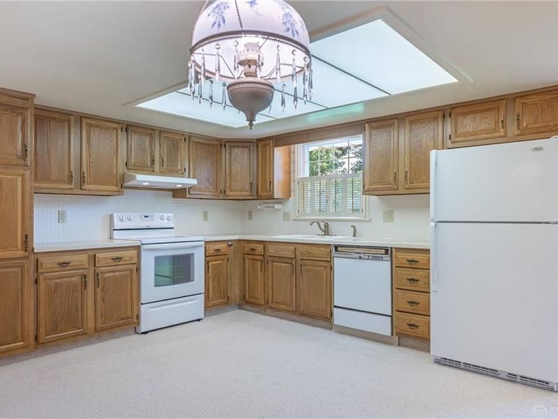 1620 Silverlake Drive, Washington Township, OH 45458 Photo 13