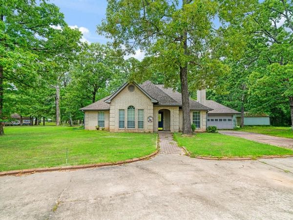 455 Timber Lakes Dr , Powderly, TX 75473