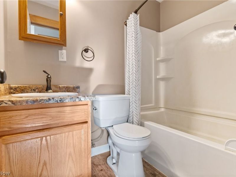 13095 Portage Street , Doylestown, OH 44230 Photo 18