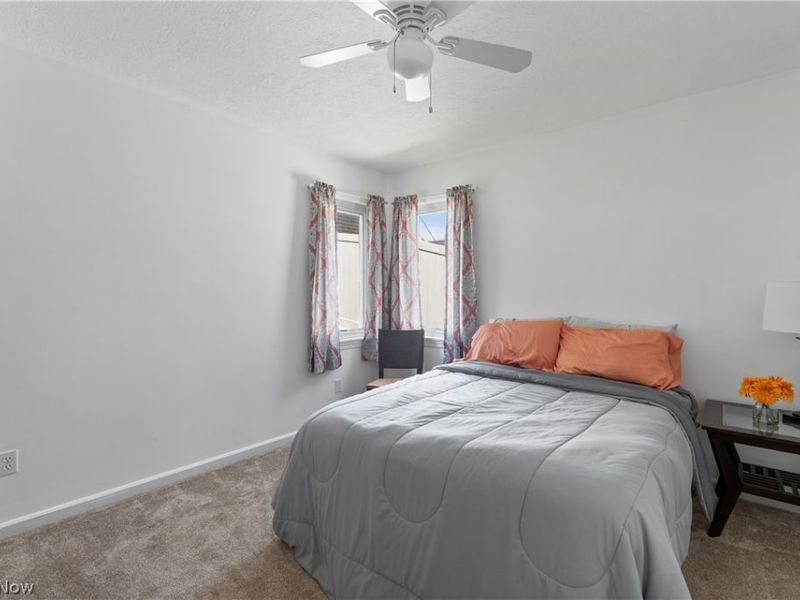 5043 Violet Knoll Avenue NE, Canton, OH 44705 Photo 24