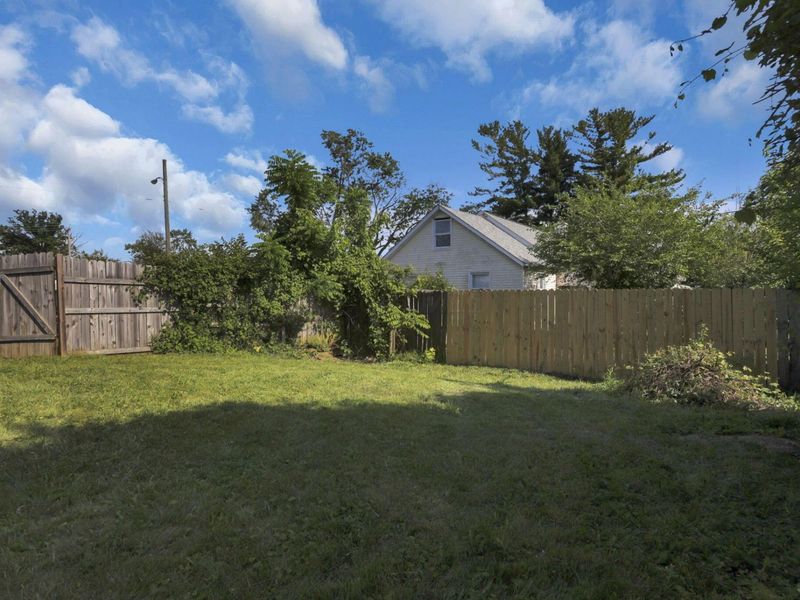 835 Ruby Avenue , Columbus, OH 43227 Photo 39