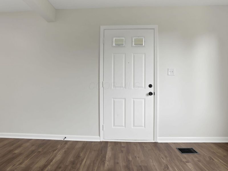 835 Ruby Avenue , Columbus, OH 43227 Photo 6