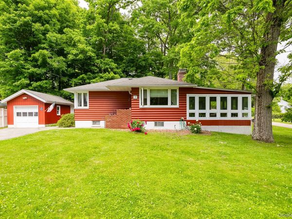 3 Mountain Road , Wappingers Falls, NY 12590