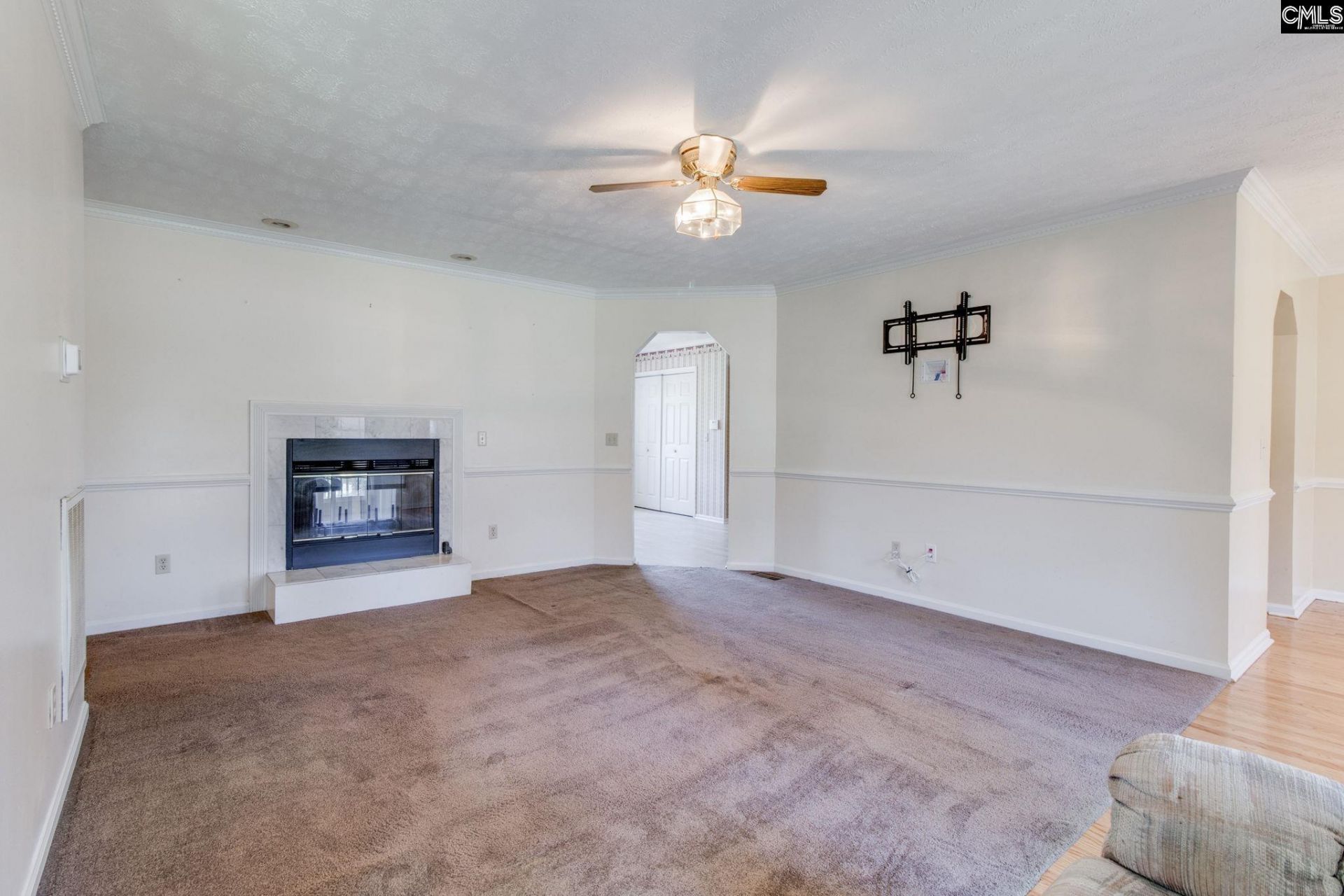 202 Fox Lake Drive  Photo 6