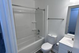 805 Central Drive photo 4