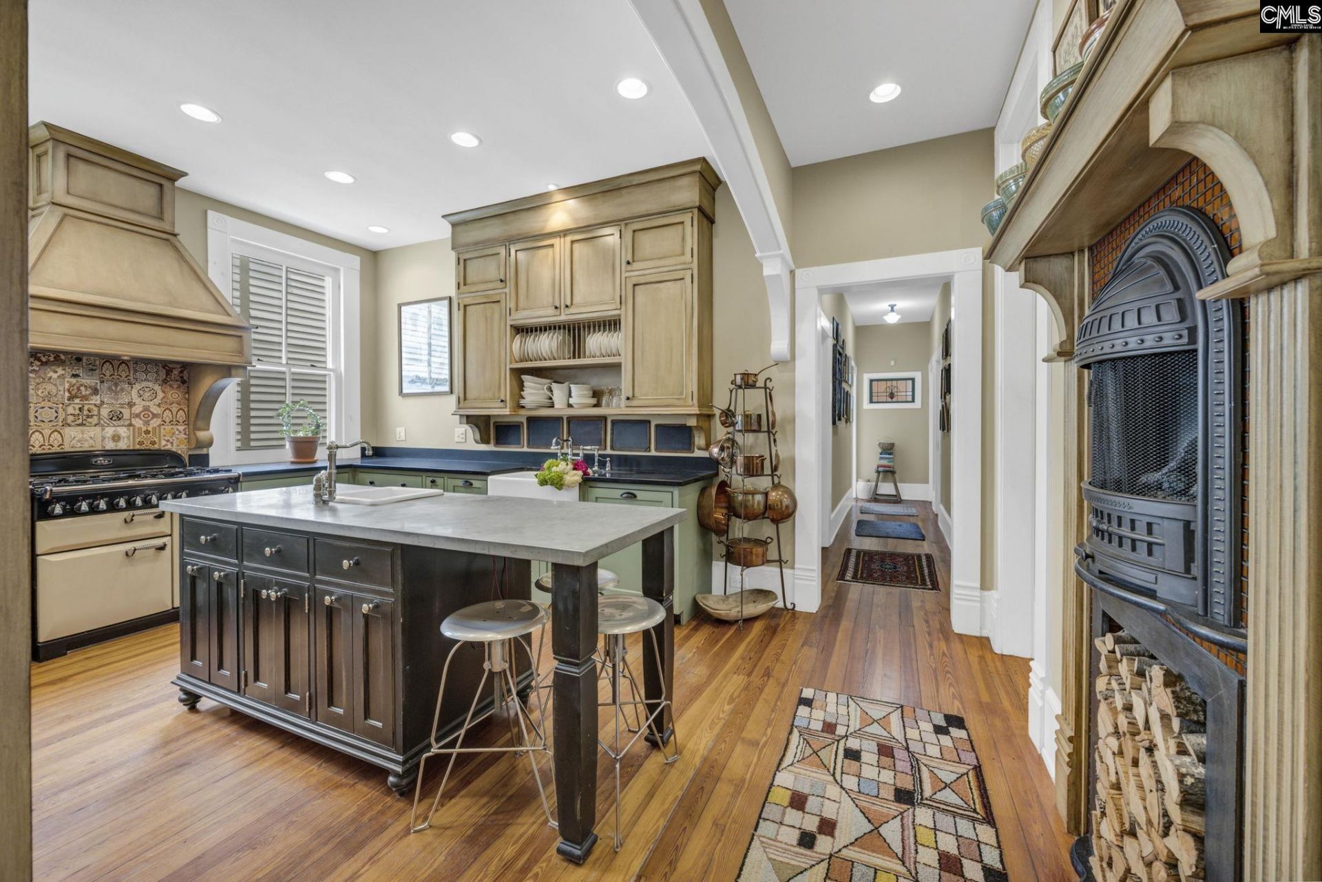 2234 Park Street Photo 7