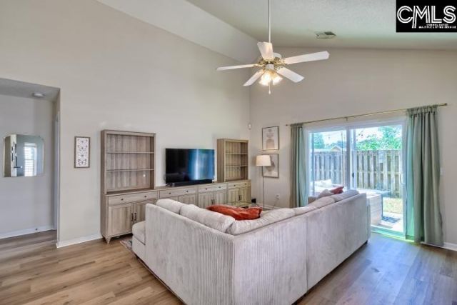 202 Garden Arbor Court  Photo 10
