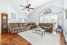 1488 Bessent Ave.  photo 4