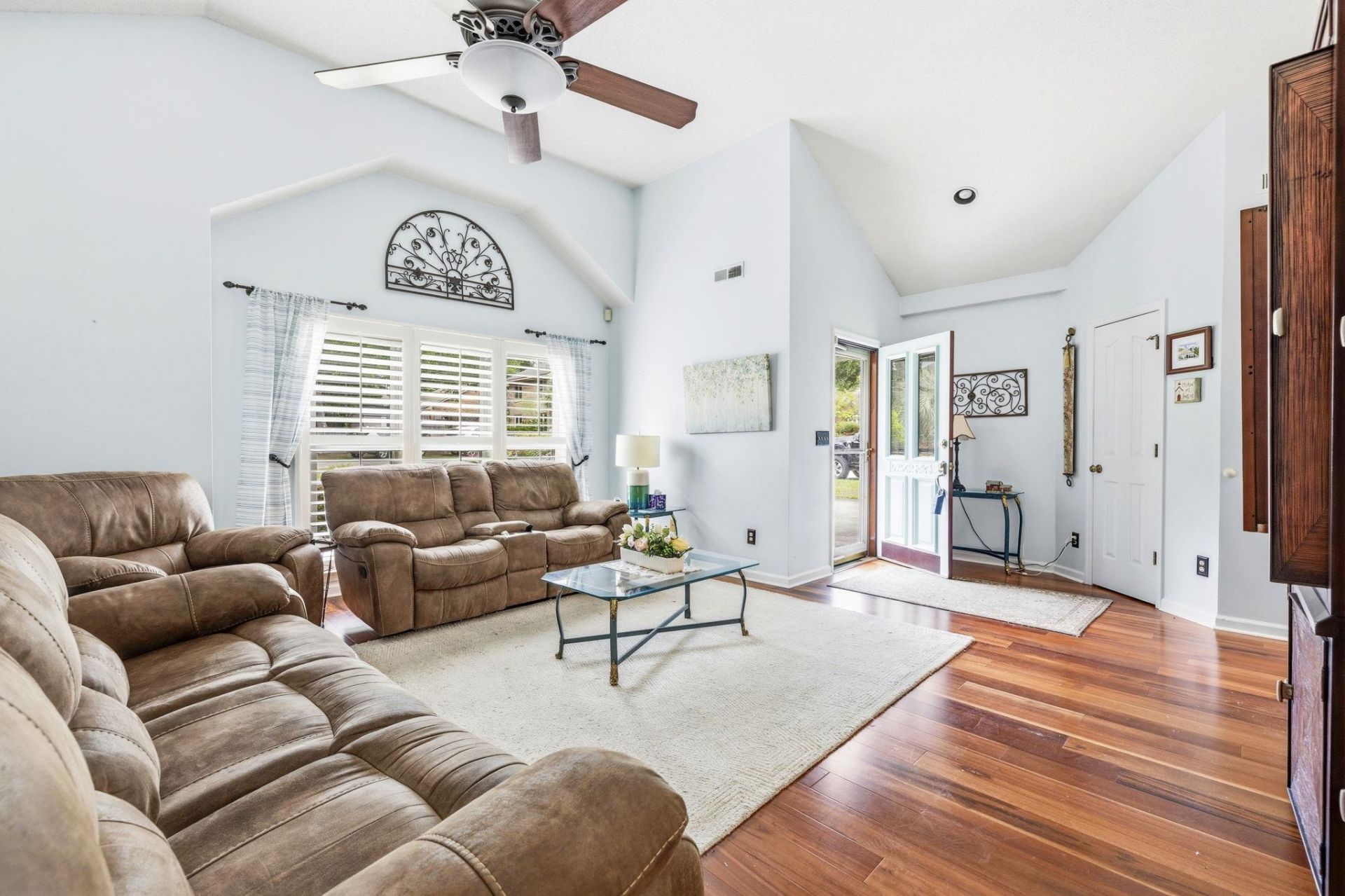 1488 Bessent Ave.  Photo 4