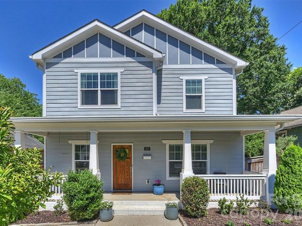 1617 Hawthorne Lane , Charlotte, NC 28205
