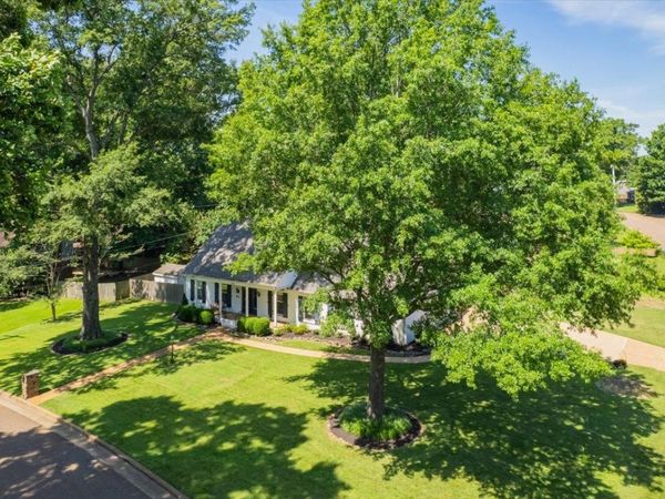 2143 CORNWALL ST, Germantown, TN 38138