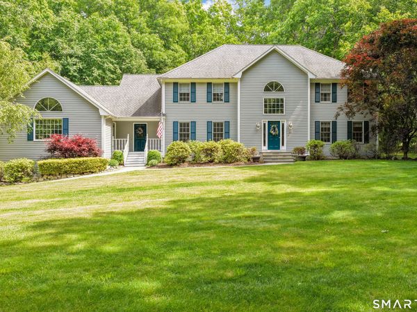 64 Grist Mill , Monroe, CT 06468