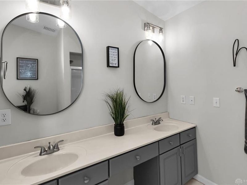 3839 Bayberry Drive, Fairfield, OH 45011 Photo 13