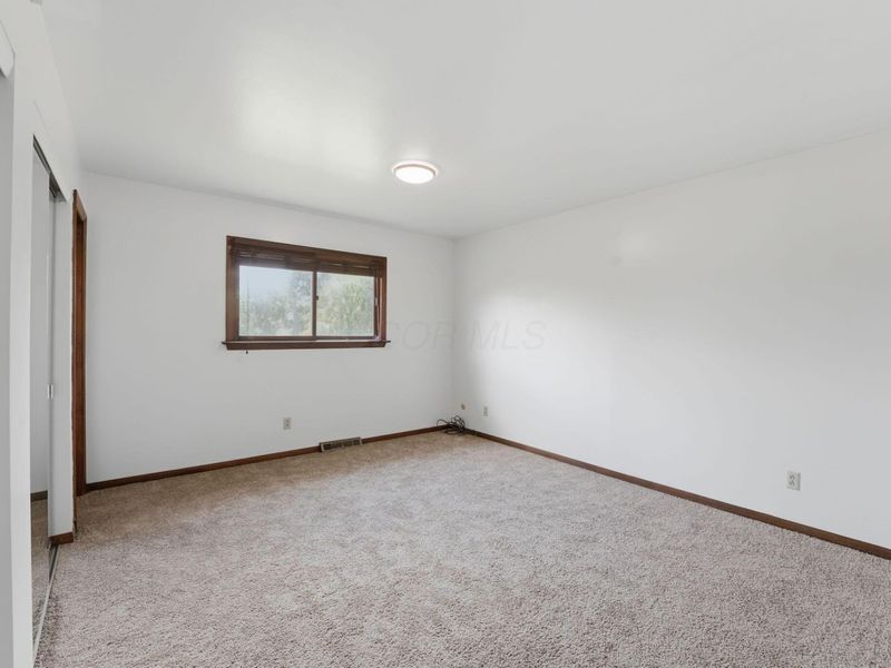 6109 Cherry Hill Drive, Columbus, OH 43213 Photo 17